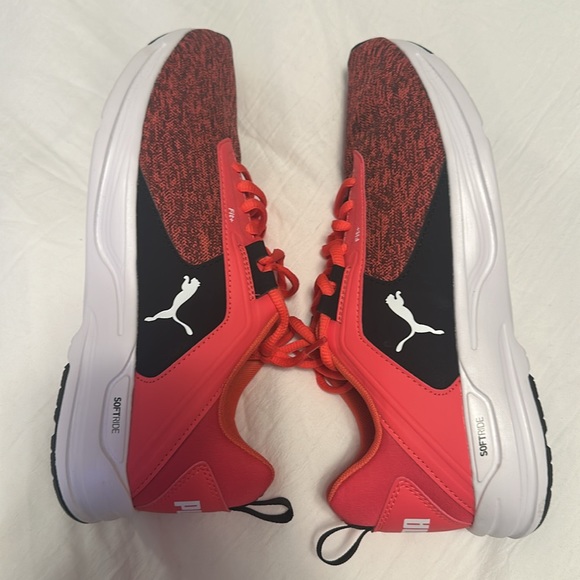 3/$75 NWOT Size 7 boys running shoe puma - Picture 2 of 5